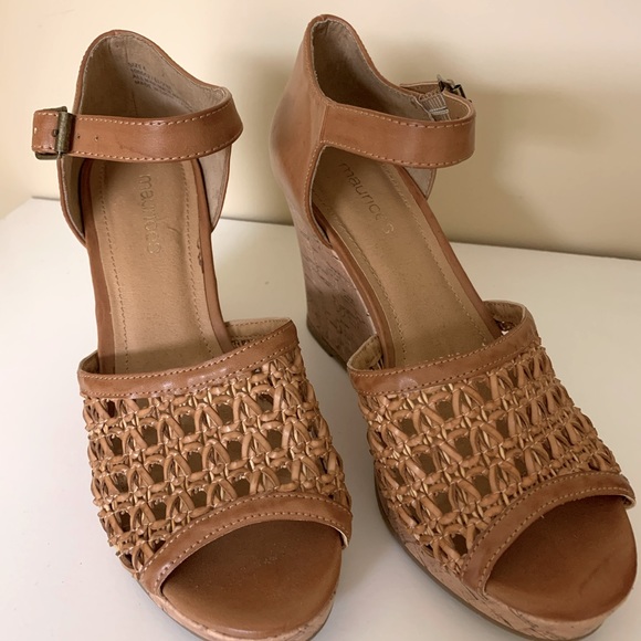 🚩SOLD wicker sandals - Picture 3 of 4